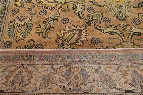 Tabriz Orange Hand Knotted 100 X 128 Area Rug 400-17241 Image 18