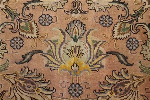 Tabriz Orange Hand Knotted 100 X 128 Area Rug 400-17241 Image 10