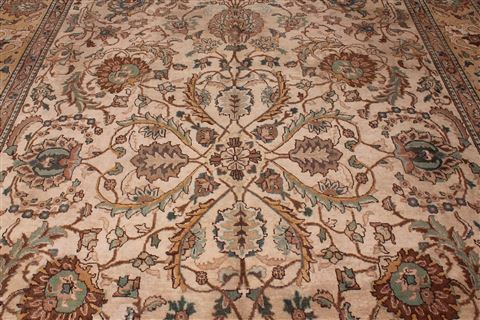 Tabriz Beige Hand Knotted 97 X 1211 Area Rug 400-17244 Image 7