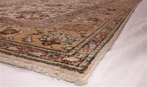 Tabriz Beige Hand Knotted 97 X 1211 Area Rug 400-17244 Image 8