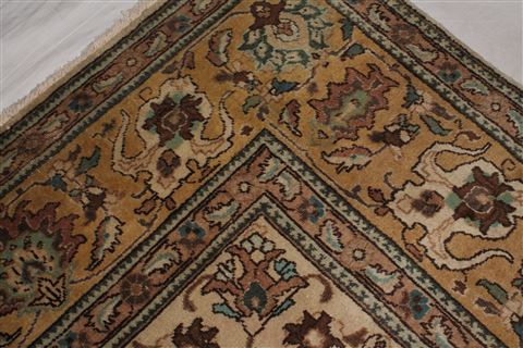 Tabriz Beige Hand Knotted 97 X 1211 Area Rug 400-17244 Image 11
