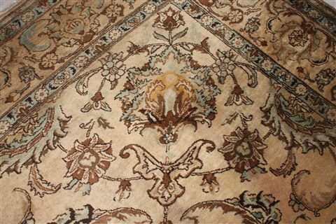 Tabriz Beige Square Hand Knotted 107 X 107 Area Rug 400-17250 Image 12