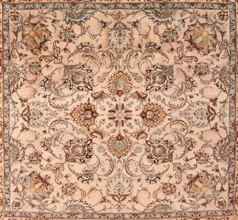 Tabriz Beige Square Hand Knotted 107 X 107 Area Rug 400-17250 Image 2