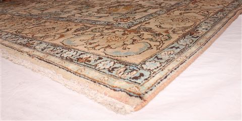 Tabriz Beige Square Hand Knotted 107 X 107 Area Rug 400-17250 Image 6