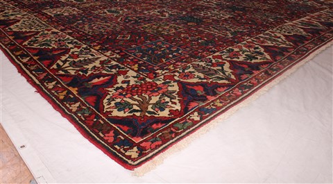 Bakhtiar Red Hand Knotted 112 X 1310 Area Rug 400-17257 Image 4