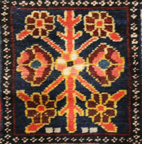 Bakhtiar Red Hand Knotted 107 X 144 Area Rug 400-17258 Image 12