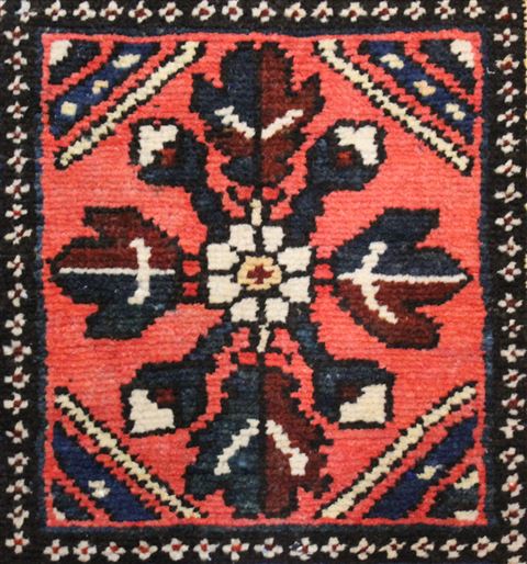 Bakhtiar Red Hand Knotted 107 X 144 Area Rug 400-17258 Image 17