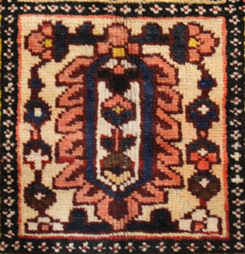 Bakhtiar Red Hand Knotted 107 X 144 Area Rug 400-17258 Image 6
