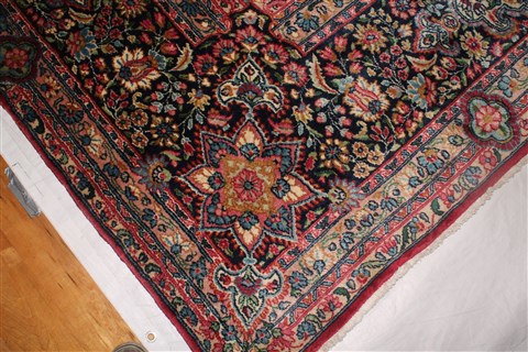 Kerman Red Hand Knotted 115 X 166 Area Rug 400-17269 Image 13