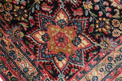 Kerman Red Hand Knotted 115 X 166 Area Rug 400-17269 Image 14