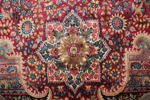 Kerman Red Hand Knotted 115 X 166 Area Rug 400-17269 Image 5