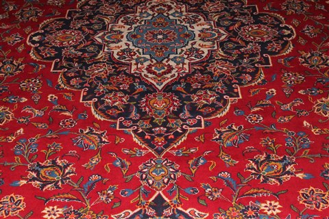 Kashan Red Hand Knotted 112 X 183 Area Rug 400-17291 Image 23
