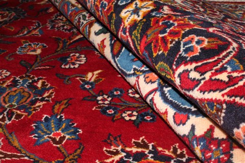Kashan Red Hand Knotted 112 X 183 Area Rug 400-17291 Image 34