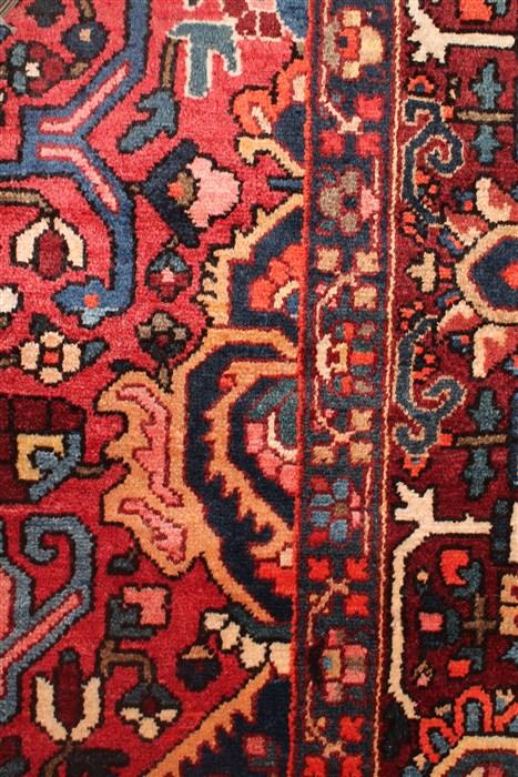 Bakhtiar Red Hand Knotted 120 X 148 Area Rug 400-17293 Image 11