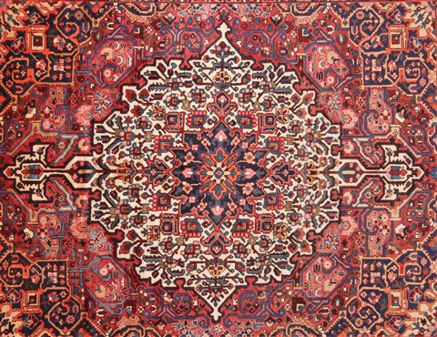 Bakhtiar Red Hand Knotted 120 X 148 Area Rug 400-17293 Image 2
