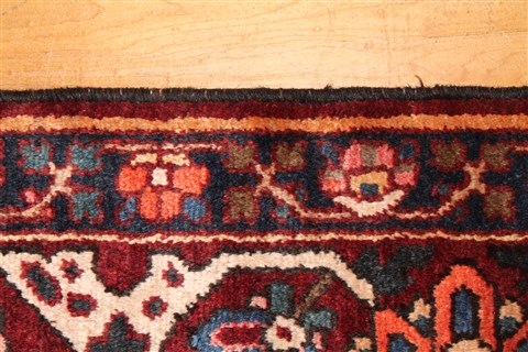 Bakhtiar Red Hand Knotted 120 X 148 Area Rug 400-17293 Image 8