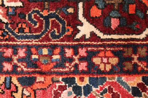 Bakhtiar Red Hand Knotted 120 X 148 Area Rug 400-17293 Image 9