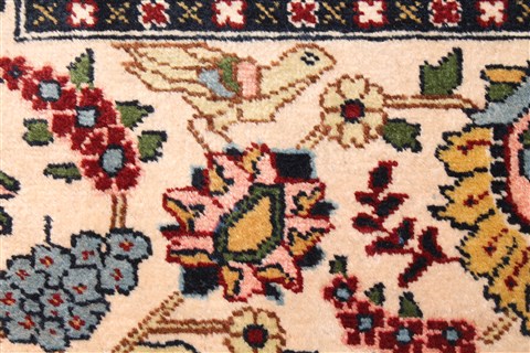Tabriz Red Hand Knotted 119 X 147 Area Rug 400-17298 Image 27