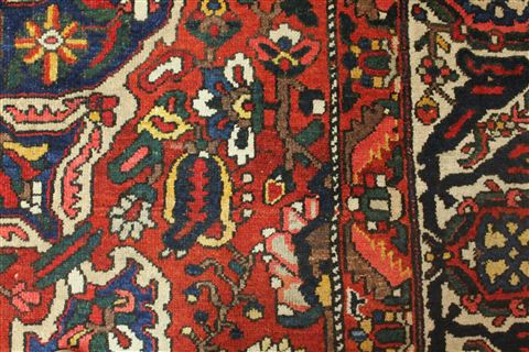 Bakhtiar Red Hand Knotted 129 X 190 Area Rug 400-17303 Image 10
