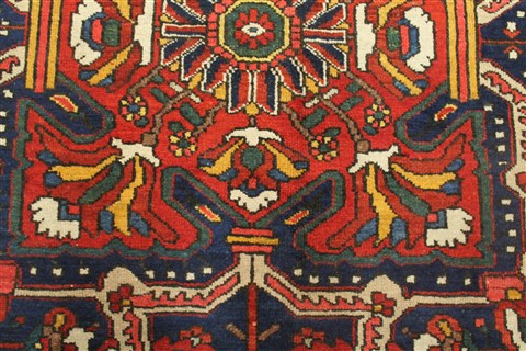 Bakhtiar Red Hand Knotted 129 X 190 Area Rug 400-17303 Image 24