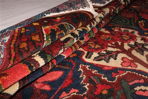 Bakhtiar Brown Hand Knotted 106 X 116 Area Rug 400-17321 Image 34
