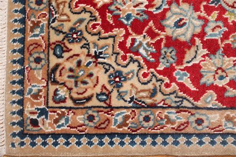 Nain Red Square Hand Knotted 23 X 26 Area Rug 400-17347 Image 3