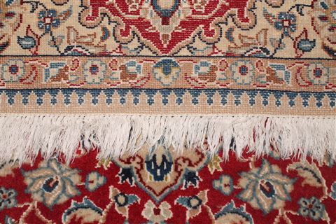 Nain Red Square Hand Knotted 23 X 26 Area Rug 400-17347 Image 7
