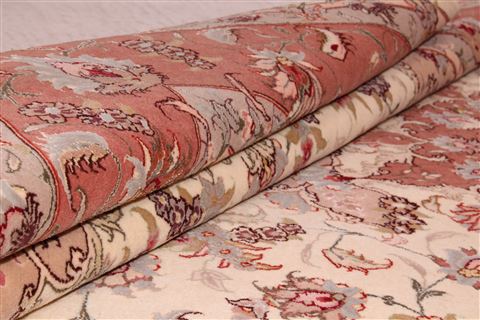 Tabriz Beige Hand Knotted 67 X 101 Area Rug 400-17410 Image 22