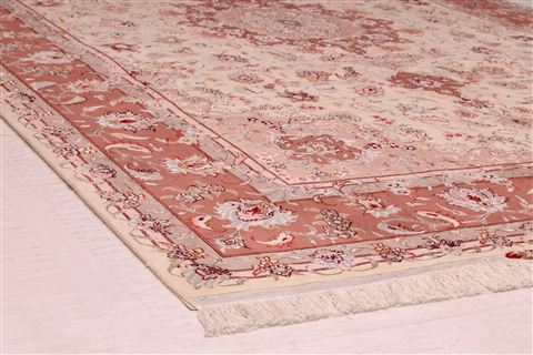 Tabriz Beige Hand Knotted 67 X 101 Area Rug 400-17410 Image 10