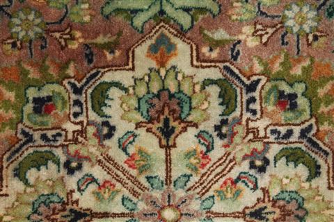 Tabriz Beige Hand Knotted 63 X 104 Area Rug 400-17514 Image 14