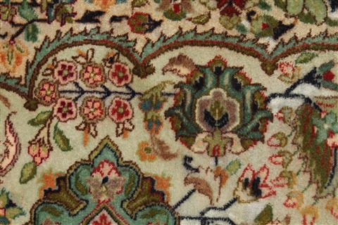 Tabriz Beige Hand Knotted 63 X 104 Area Rug 400-17514 Image 5