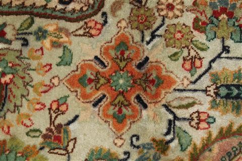 Tabriz Beige Hand Knotted 63 X 104 Area Rug 400-17514 Image 6