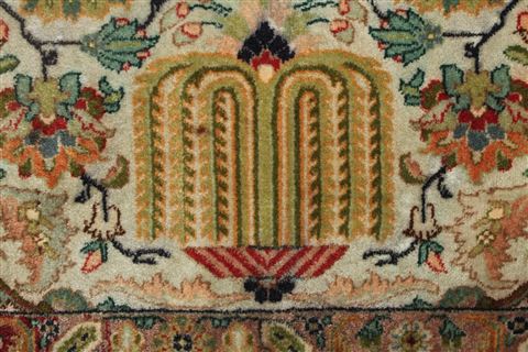 Tabriz Beige Hand Knotted 63 X 104 Area Rug 400-17514 Image 7