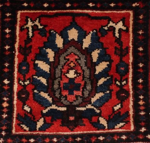 Bakhtiar Red Hand Knotted 89 X 116 Area Rug 400-17527 Image 19