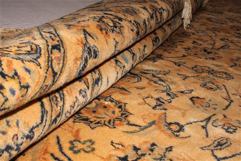 Kashan Beige Hand Knotted 101 X 133 Area Rug 400-17531 Image 12