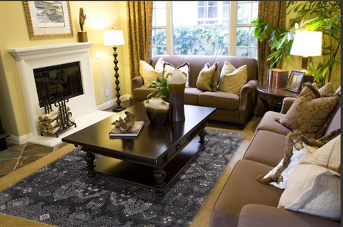 Modern Blue Hand Knotted 80 X 102 Area Rug 250-17767 Image 2