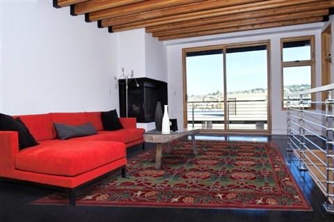 Modern Red Hand Knotted 92 X 1111 Area Rug 250-17773 Image 3