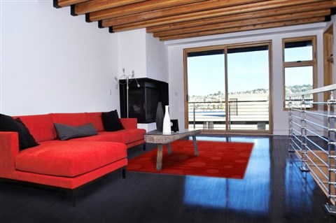 Modern Red Hand Tufted 80 X 110 Area Rug 100-18207 Image 5