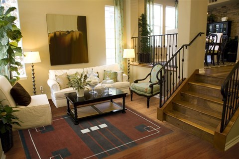 Modern Red Hand Knotted 80 X 100  Area Rug 151-18216 Image 3