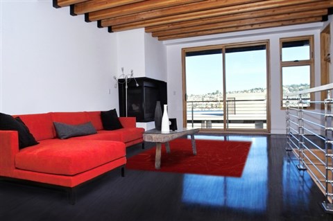 Indo-Nepal Red Hand Knotted 80 X 100  Area Rug 151-18434 Image 2