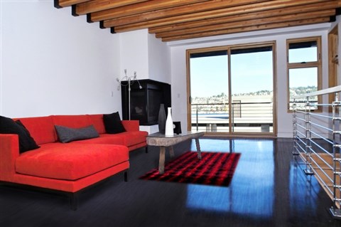 Modern Red Hand Knotted 50 X 80  Area Rug 151-18822 Image 5