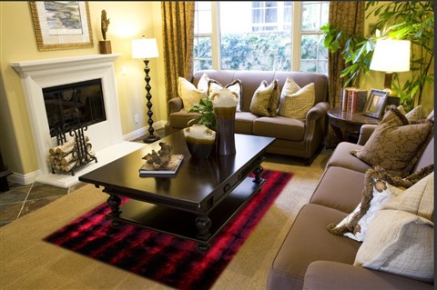 Modern Red Hand Knotted 50 X 80  Area Rug 151-18822 Image 2