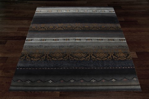 Indo-Nepal Grey Hand Knotted 80 X 100  Area Rug 151-18849 Image 10