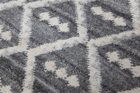 Indo-Nepal Grey Square Hand Knotted 10 X 10  Area Rug 151-18900 Image 9