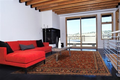 Heriz Multicolor Hand Knotted 810 X 118  Area Rug 250-19236 Image 3