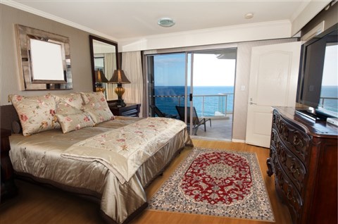 Nain Blue Hand Knotted 37 X 59  Area Rug 250-19264 Image 4