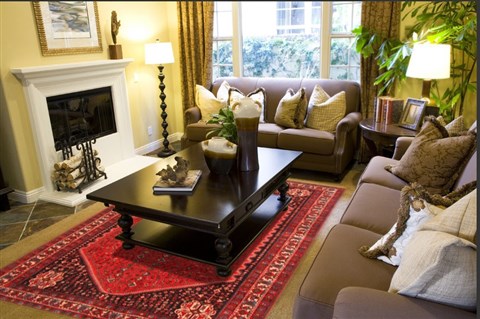 Abadeh Red Hand Knotted 67 X 911 Area Rug 100-19322 Image 2