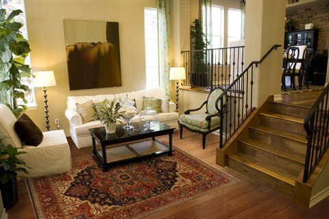 Serapi Orange Hand Knotted 80 X 100 Area Rug 250-19393 Image 3