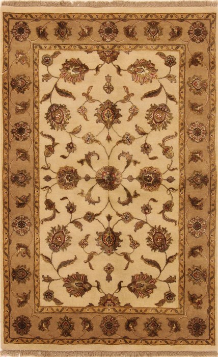 Kashan Beige Hand Knotted 40 X 64 Area Rug 250-20122 Image 0