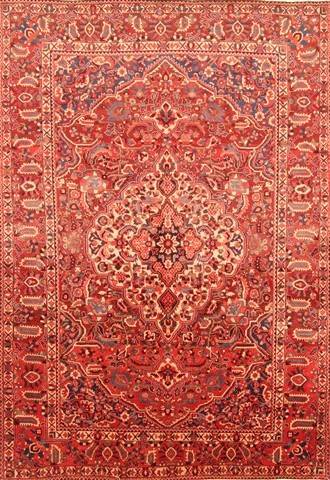 Bakhtiar Red Hand Knotted 68 X 101 Area Rug 100-20812 Image 0